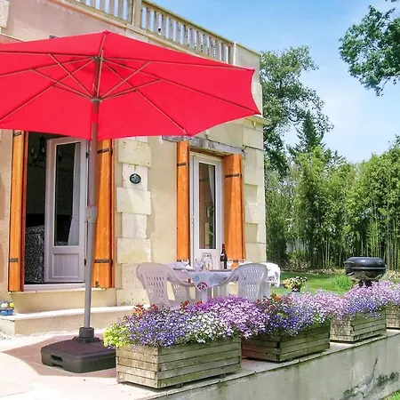 Holiday home Riverside Retreat