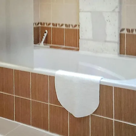 Dom wakacyjny Riverside Retreat La Barde